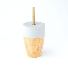 Load image into Gallery viewer, Eco-Rascals Bamboo Cup with Silicone Topper and Straws Kids Beakers BambooBeautiful Ltd Grey