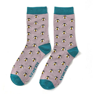 pair of mens bamboo socks with honey bee designs. the socks are a greyish lilac, with a  teal trim
